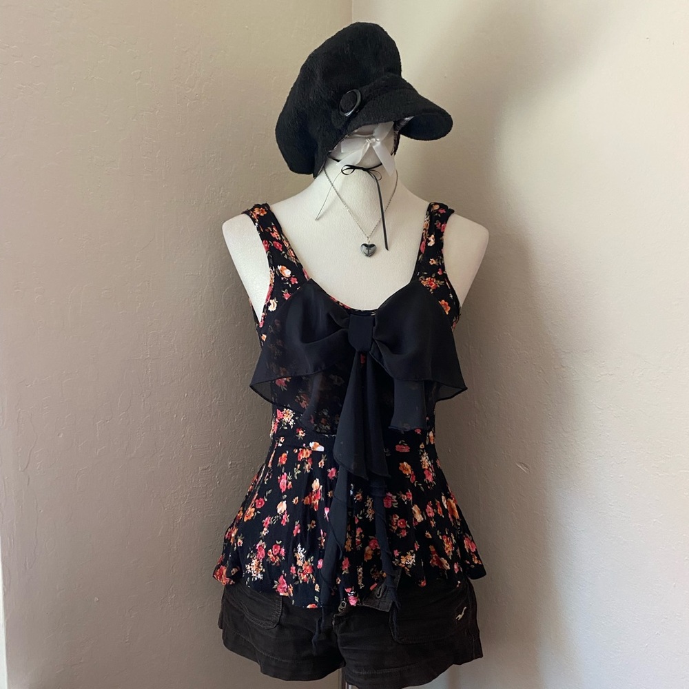 Floral Sleeveless Top with Bow Accent